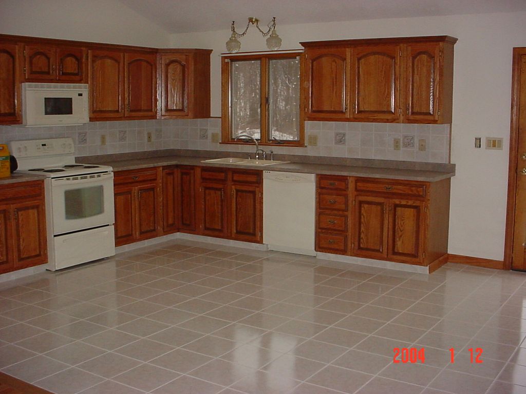 Cabinet reface and tile
