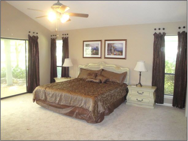 Here is the AFTER of the same bedroom.  Now the ro