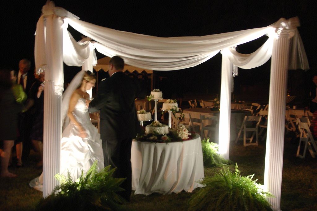 Cake table at Beauvoir