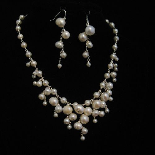 Freshwater pearl bridal necklace and earring set o