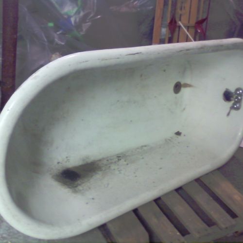 I - Antique Claw Foot Bathtub when received