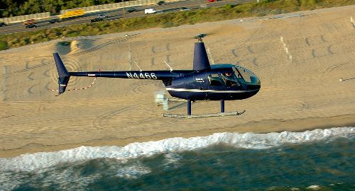 Fly above Los Angeles in a Group 3 Aviation helico