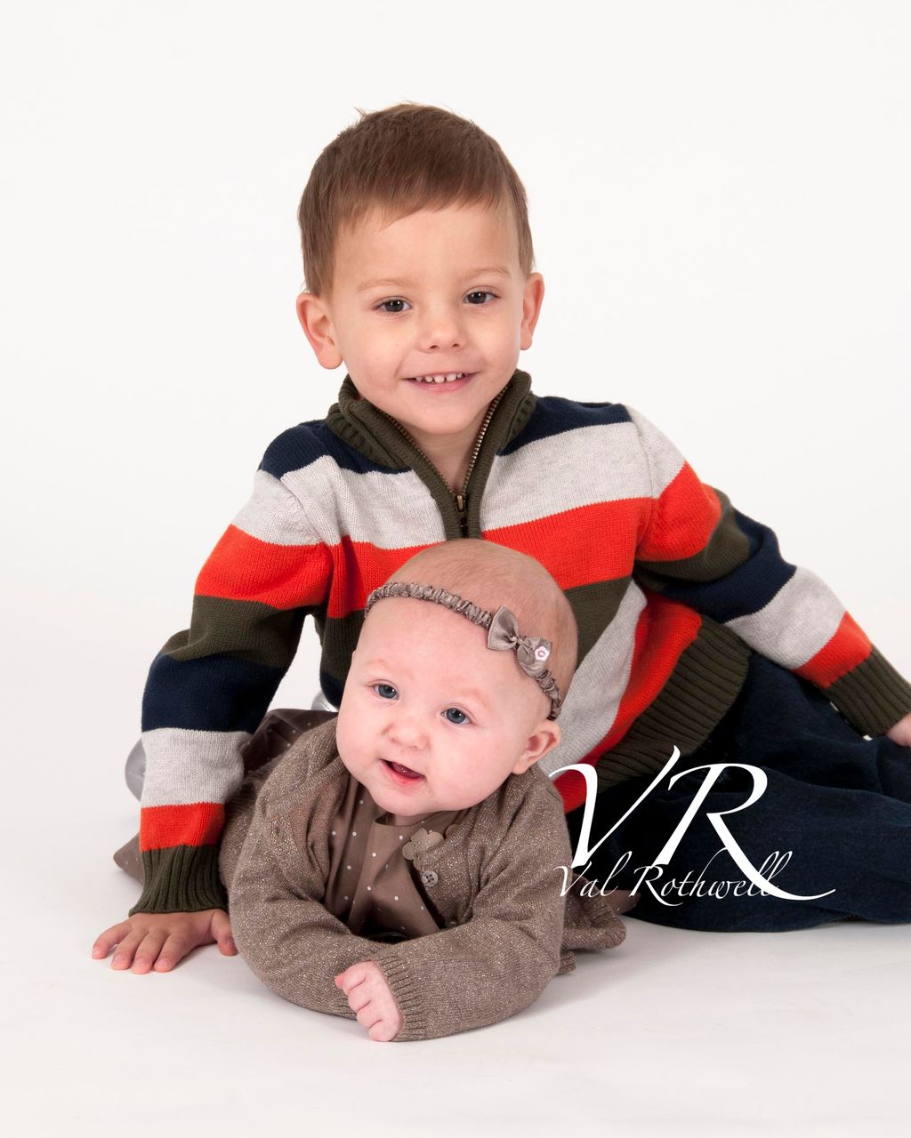 Cousin pictures are great for grandma!