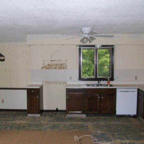 Before - Outdated kitchen.