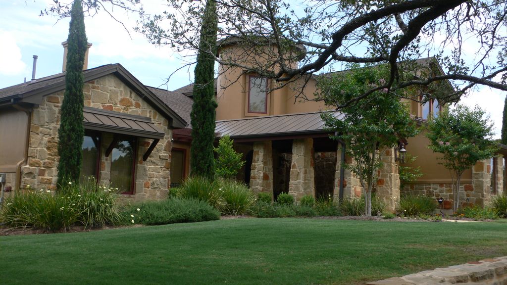 Breakaway in Round Rock - a gorgeous high end cust