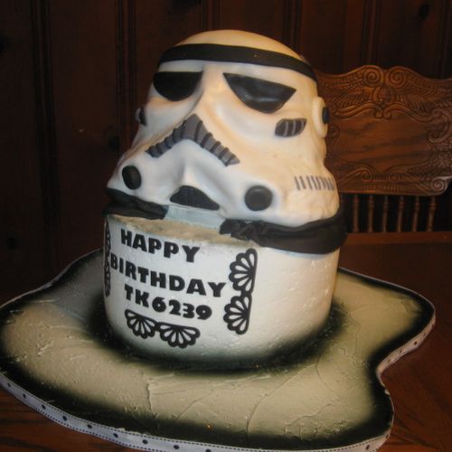 Storm Trooper Helmet cake