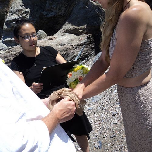 Handfasting at Catalina Island elopement wedding c