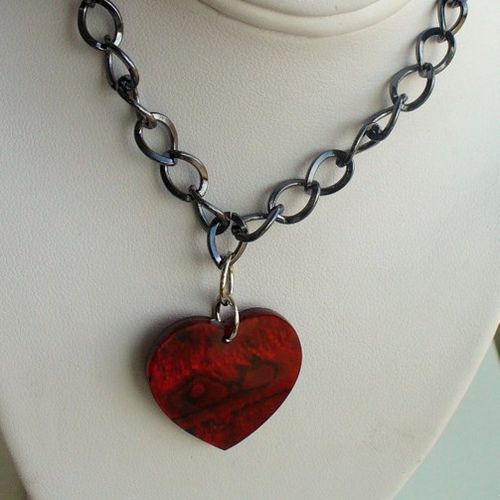 Red heart pua pendant and chain
