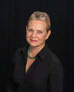 Janet Lawlor, lmbt