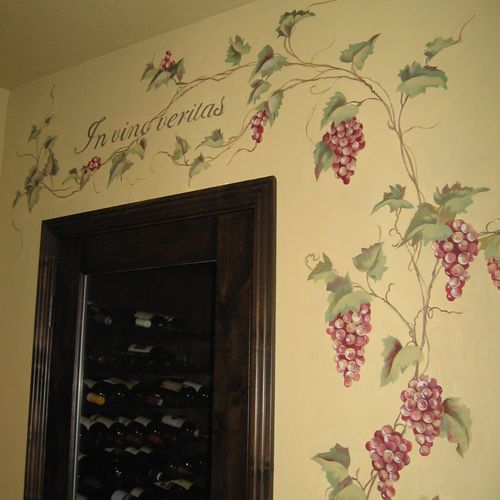 "In vino veritas"...a phrase and realistic grapevi