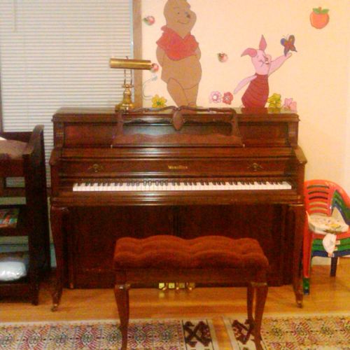YoungerMusik Piano for kids.