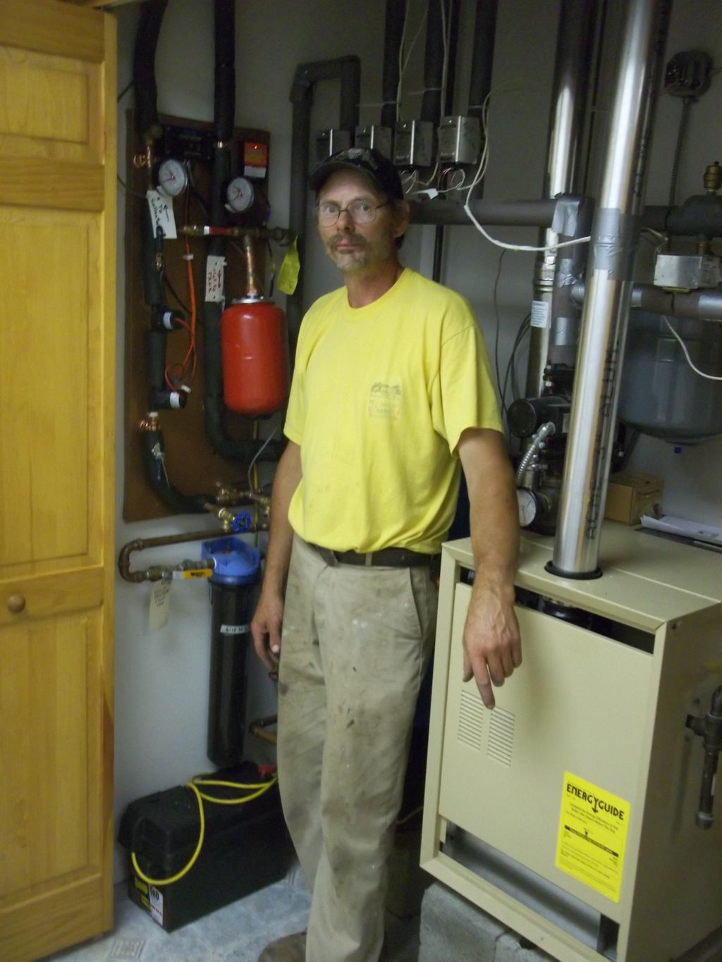 2-30 tube offgrid pv solar hot water system.  in k