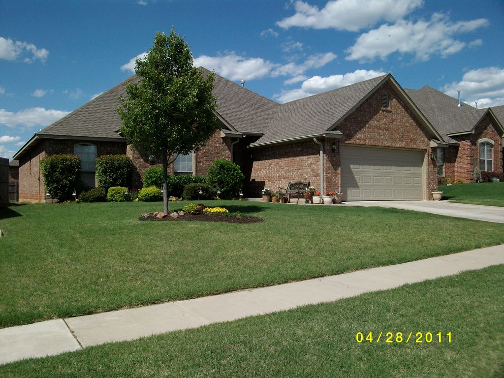 Total Lawn Care of Oklahoma City