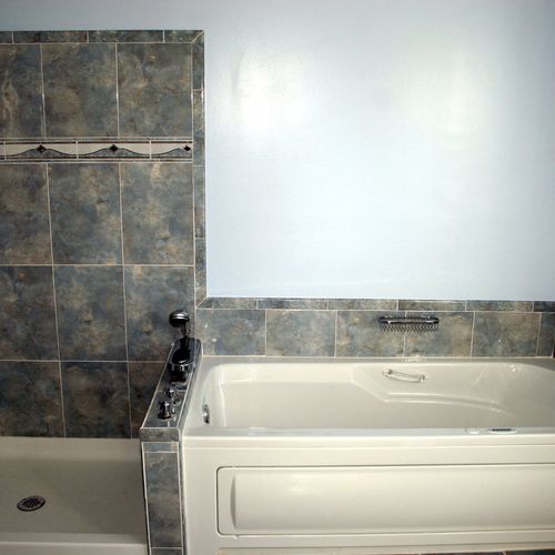 Bathroom remodel w/new tub & black tile