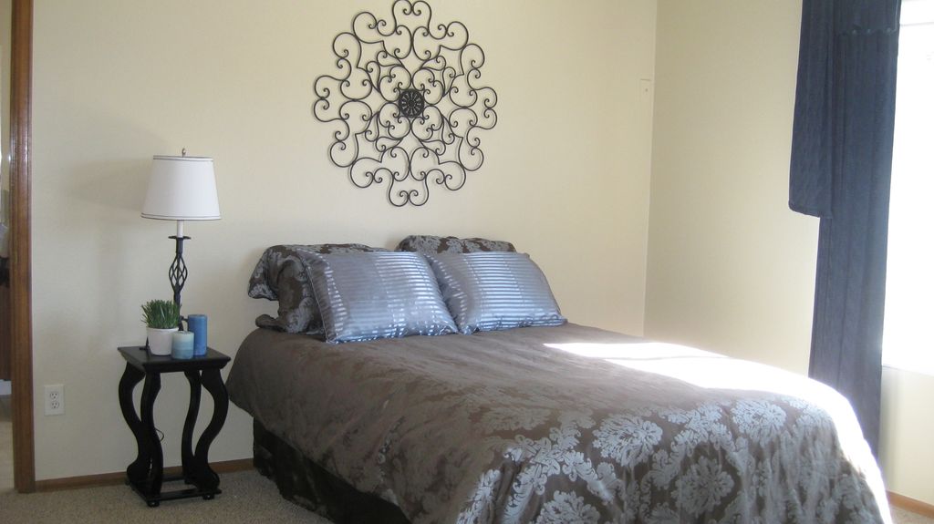Vacant master bedroom staging