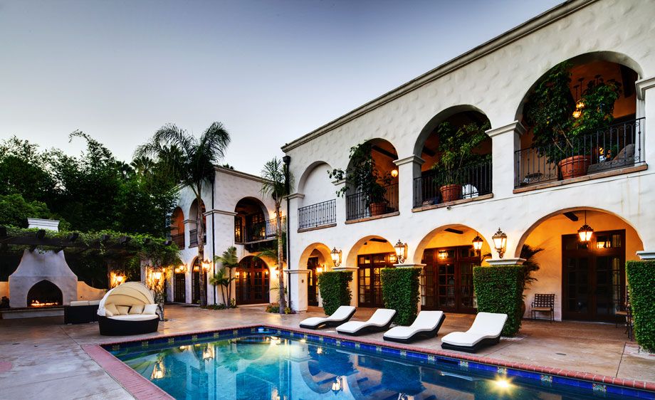 Exterior Photographer