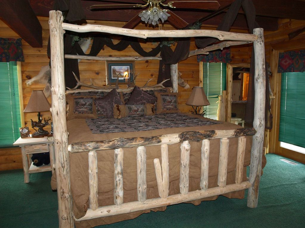 Montana Custom Log Furniture