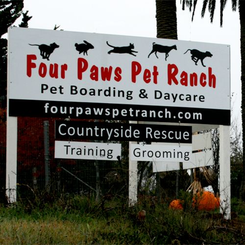 Welcome to Four Paws Pet Ranch