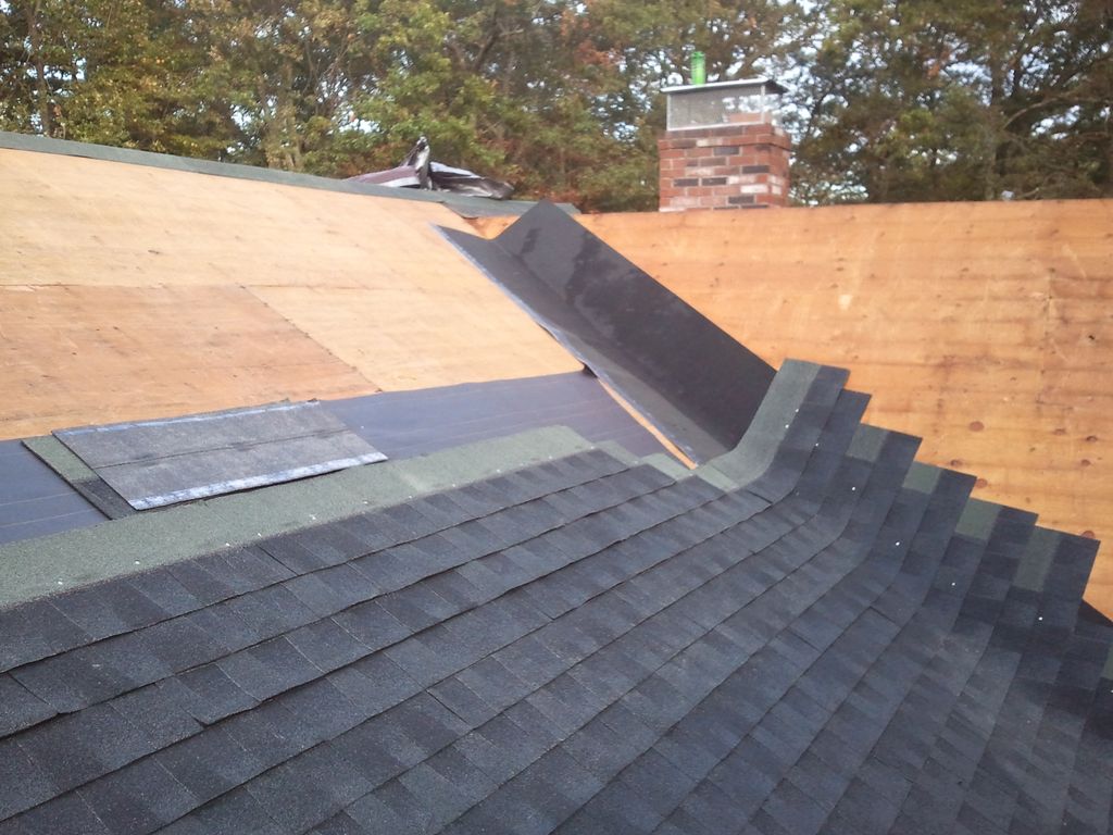 Standard shingle roof