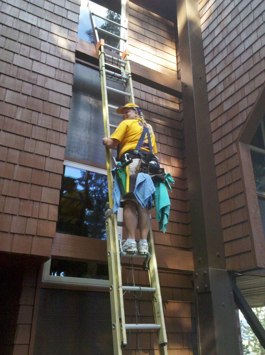 Notice the tool belt... Roughly $350 in Window Det
