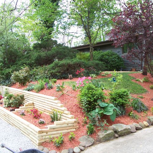 South Hills retaining wall/ flower Bed