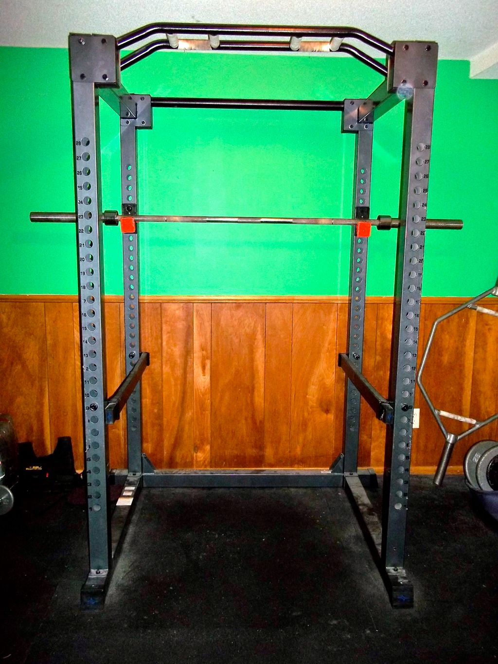 Inside Fitness Garden's Facility