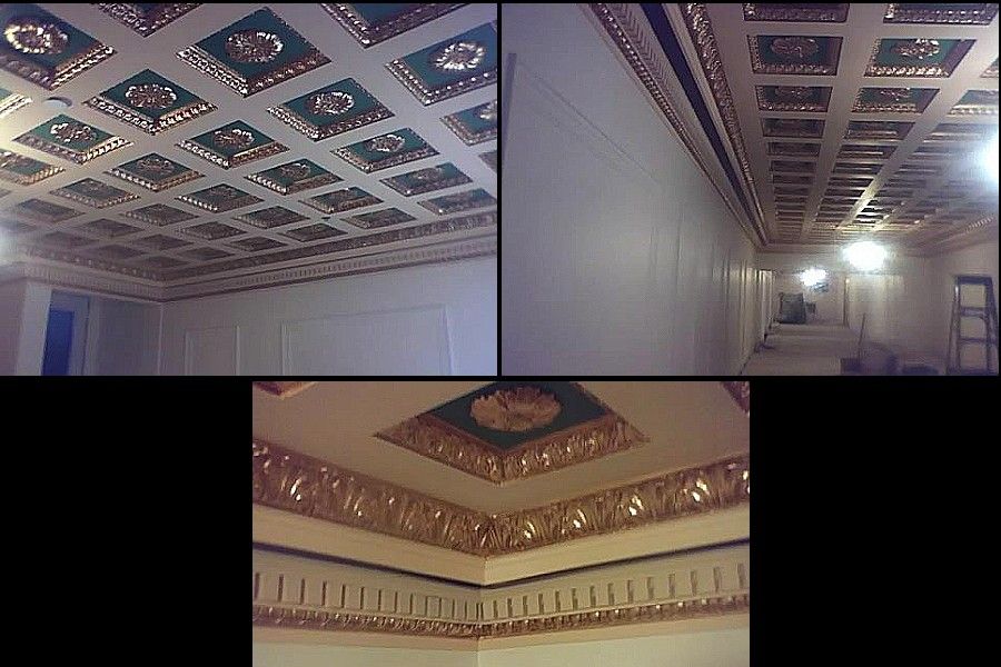 Entrance building ceiling. Boadway Manhattan