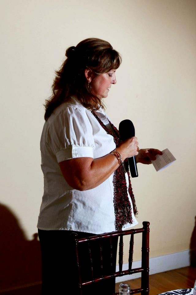 Announcing the wedding party and prayers