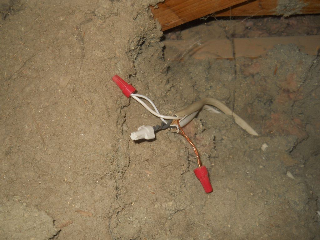 Electrical connections not contained in a proper j