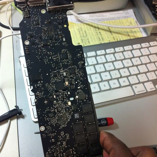 MacBook Air Logic Board Replacement