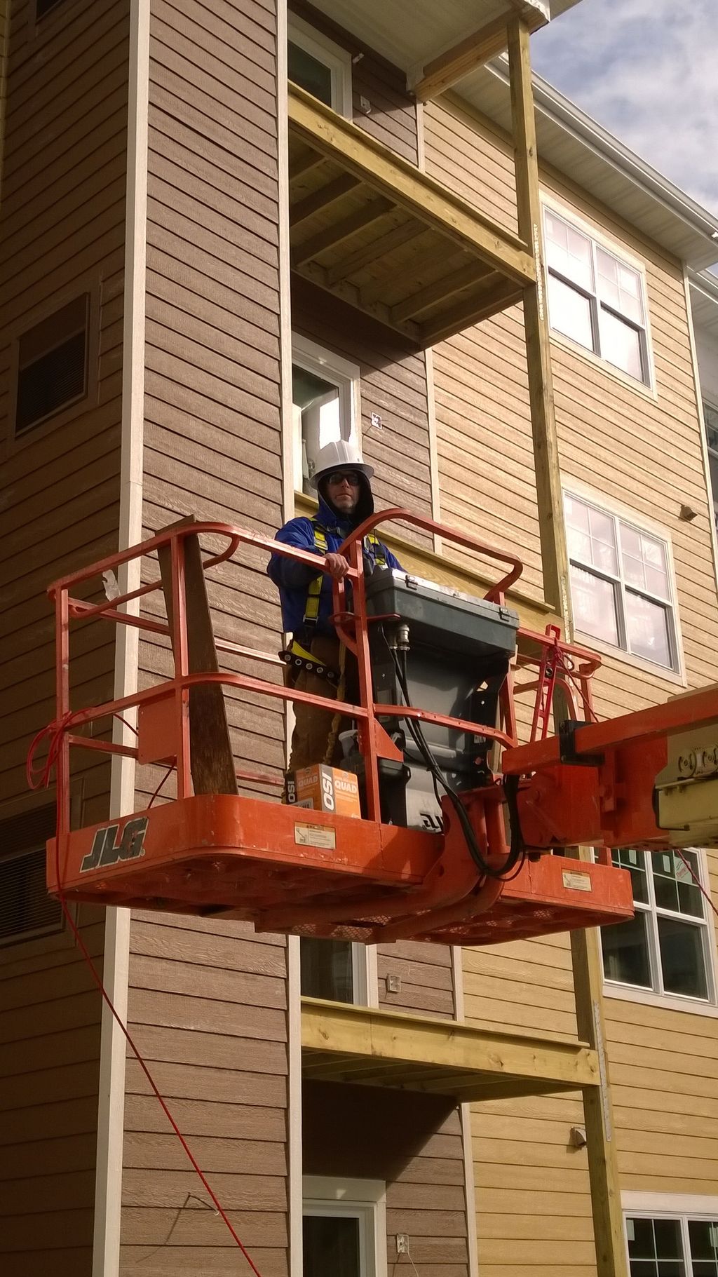 JLG Aerial Lift - Safety First