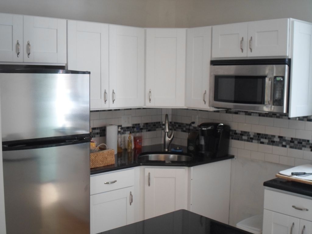 Small kitchen with a great deal of function