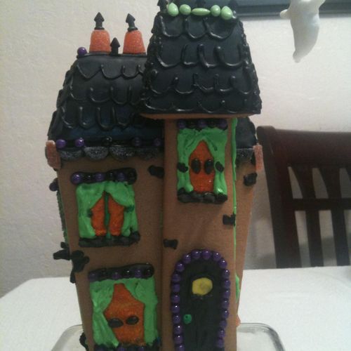 Halloween spooky house with flying ghosts for Seba