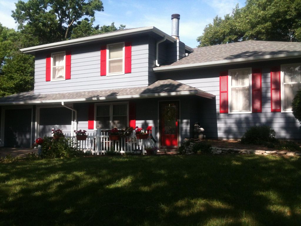 This job was done in a few days, did all siding, g