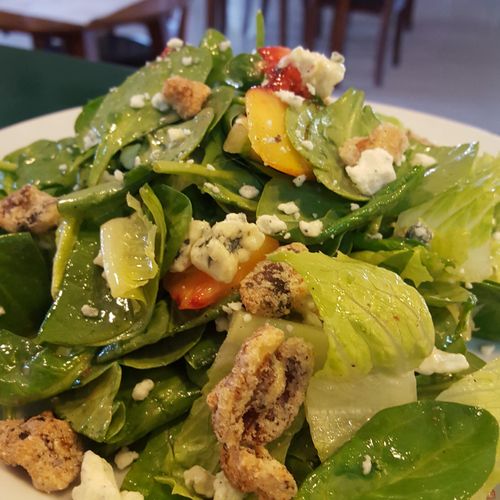 Organic Spinach and Peach Salad with Orange Ginger