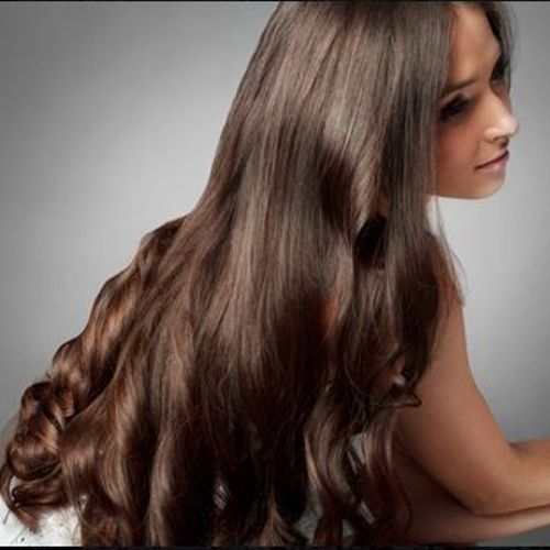 Kristin Wise, Expert Hair Artist, offers hair salo