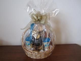 Custom made local gift baskets