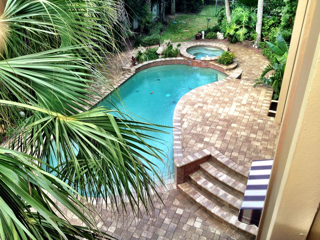 Pool deck pavers