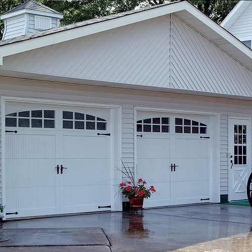 Single car garage door