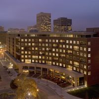 The View of the Crescent Building where Red Fitnes