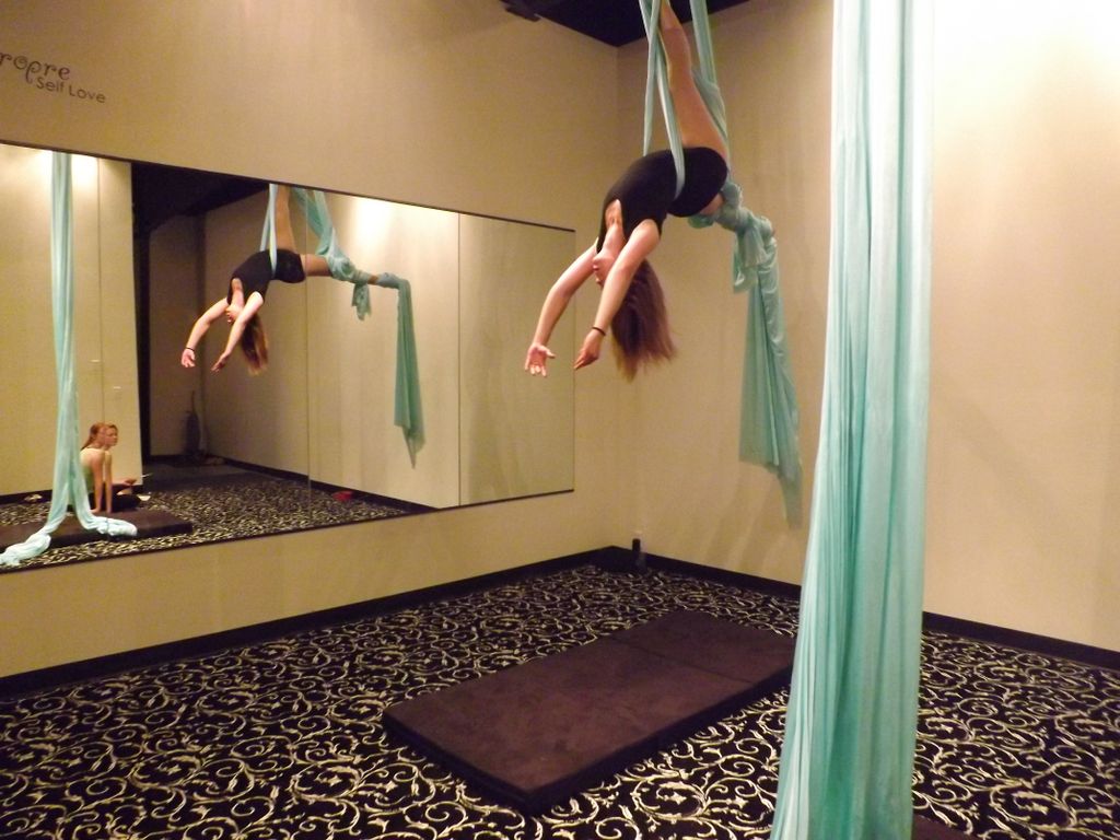 Aerial Silk Class