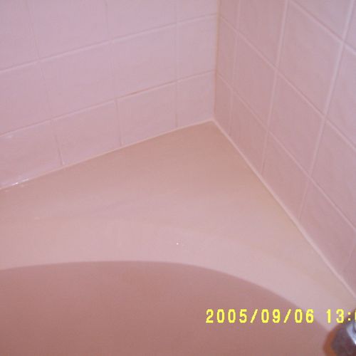 tub in profile picture after repairs