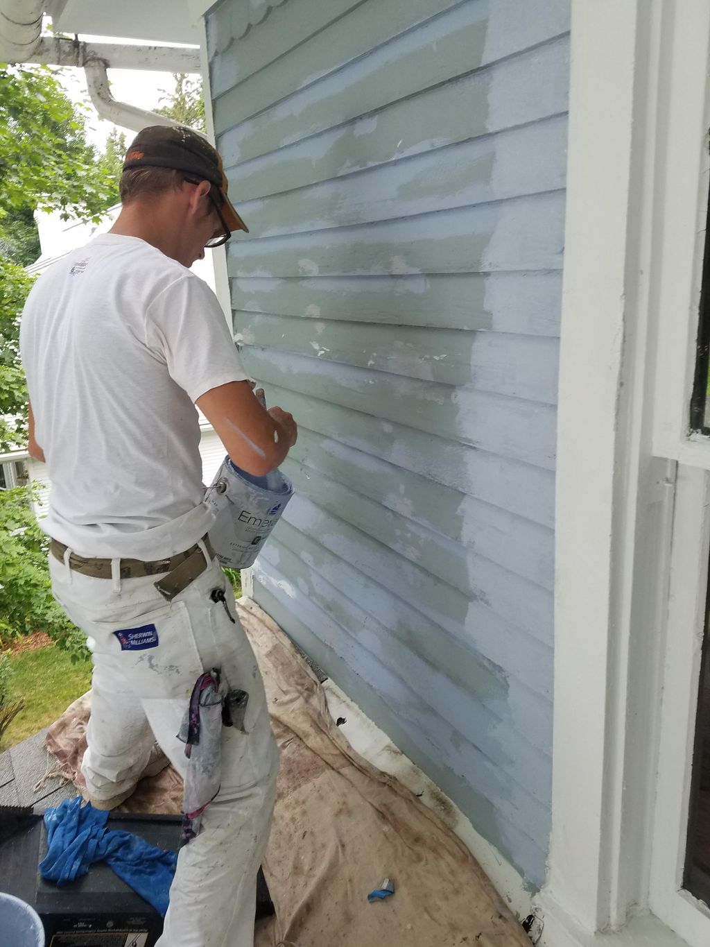 starting the cut in on finish coat of paint 