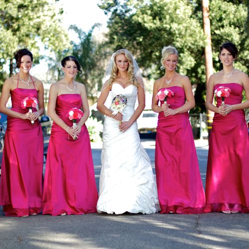 The Bride and her Bridesmaids. Shot by Frank Zurit