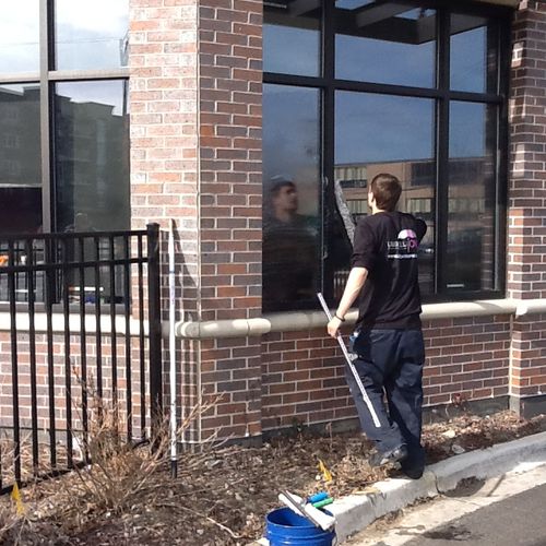 UmbrellaOne offers professional window cleaning to