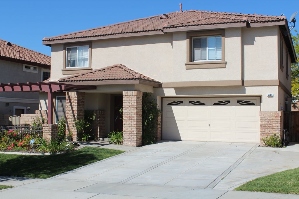 4 bedroom in Rancho Cucamonga - Rented in 3 weeks.