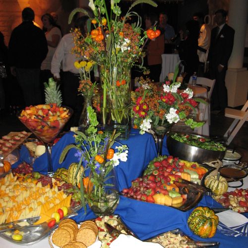 One of many a buffet setting that we easily achiev