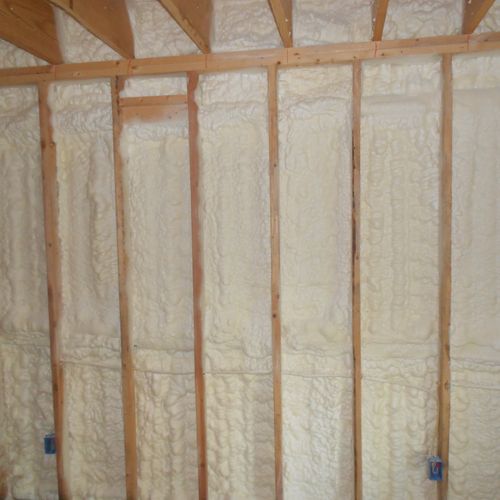 Spray foam insulation install in Bastrop tx