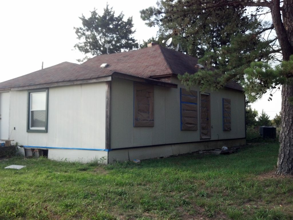 House is prepped for paint.
Taped and masked off. 