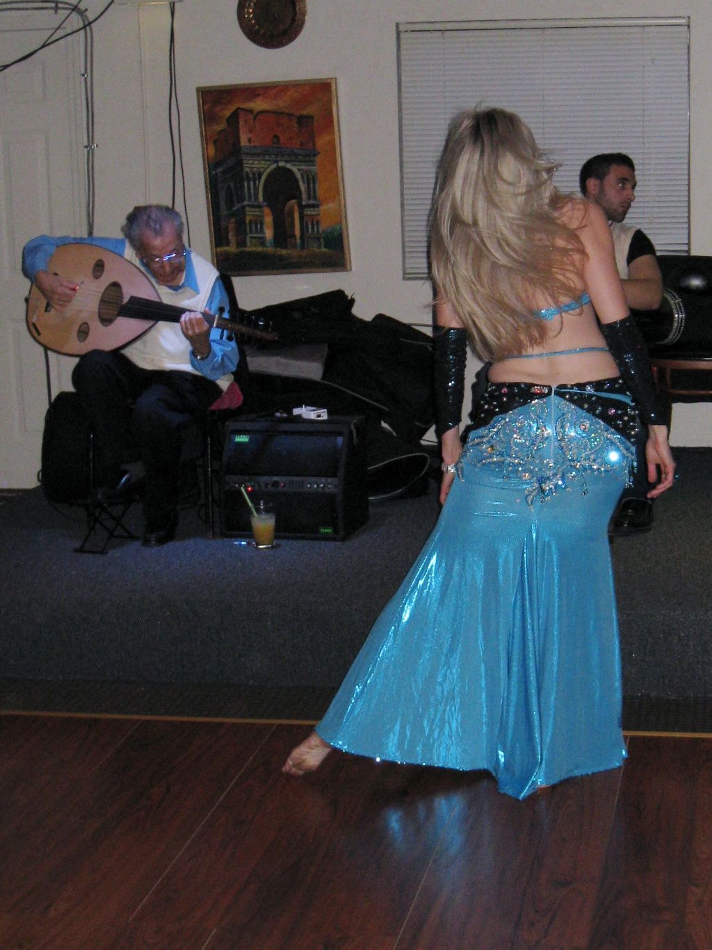 Mellilah belly dancing in Bothell Washington